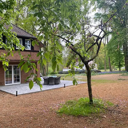 A Chardonnerets By La Maison De Mel Feriehus Enghien