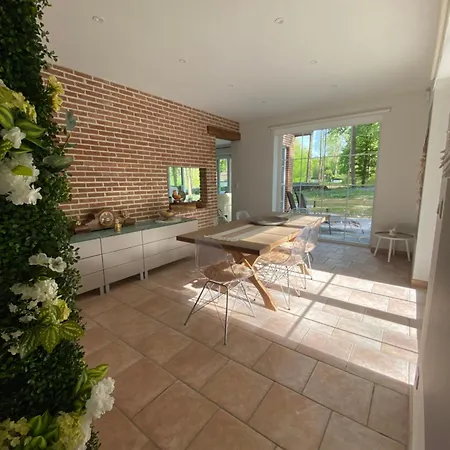 A Chardonnerets By La Maison De Mel Feriehus Enghien