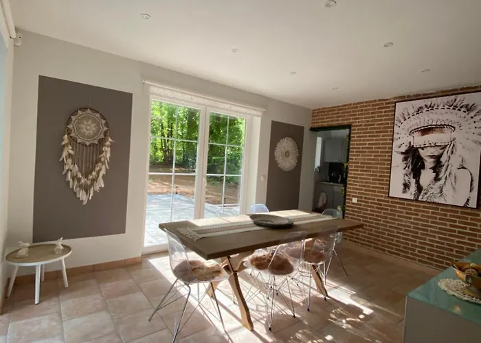 A Chardonnerets By La Maison De Mel Hébergement de vacances *